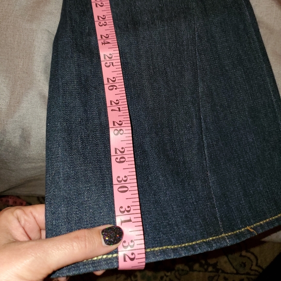 Jeans - Picture 8 of 9